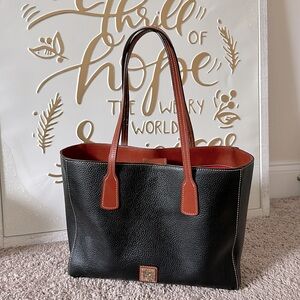 Vintage Dooney & Bourke LARGE satchel circa 1990s Navy leather, cognac, red int.